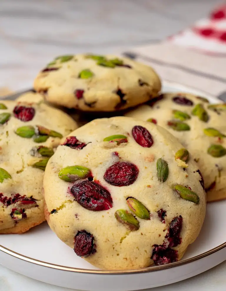 Cranberry Pistachio Shortbread Cookies