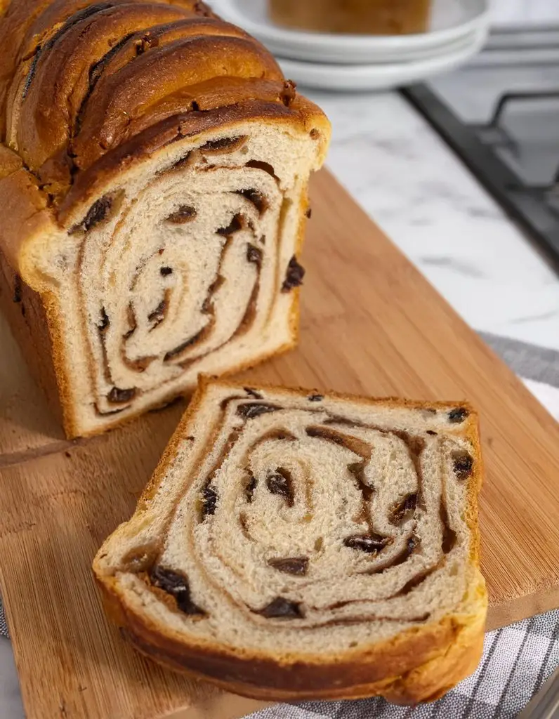 Cinnamon Swirl Raisin Bread