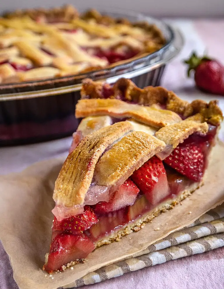 Strawberry Rhubarb Pie